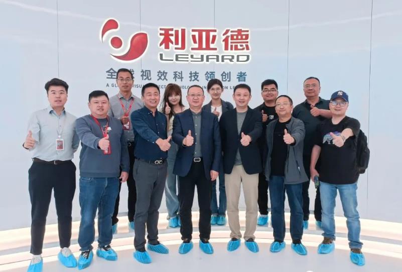 甘肃简牍博物馆馆长朱建军一行赴星空官网南方总部参观考察