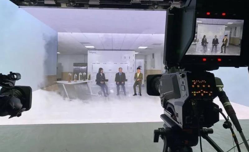 黑科技！星空官网助力新华社带您体验时空穿梭机